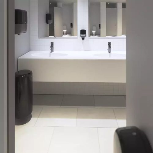 Tork adagoló H1 Matic tekercses kéztörlő adagoló - ütésálló műanyag, fekete